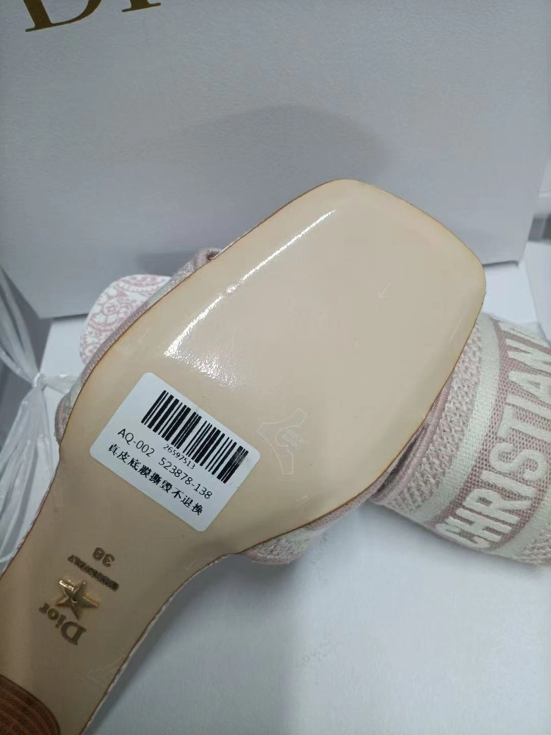 4ior KCQ902ECB_S35P embroidery cowhide Heel height：3.5CM item:ET-X234G1109